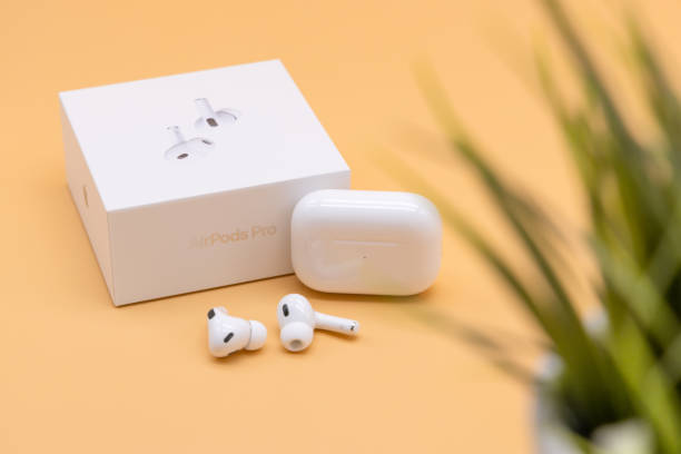 [Managed intake] Apple AirPods Pro (2nd Generation) with MagSafe Ch